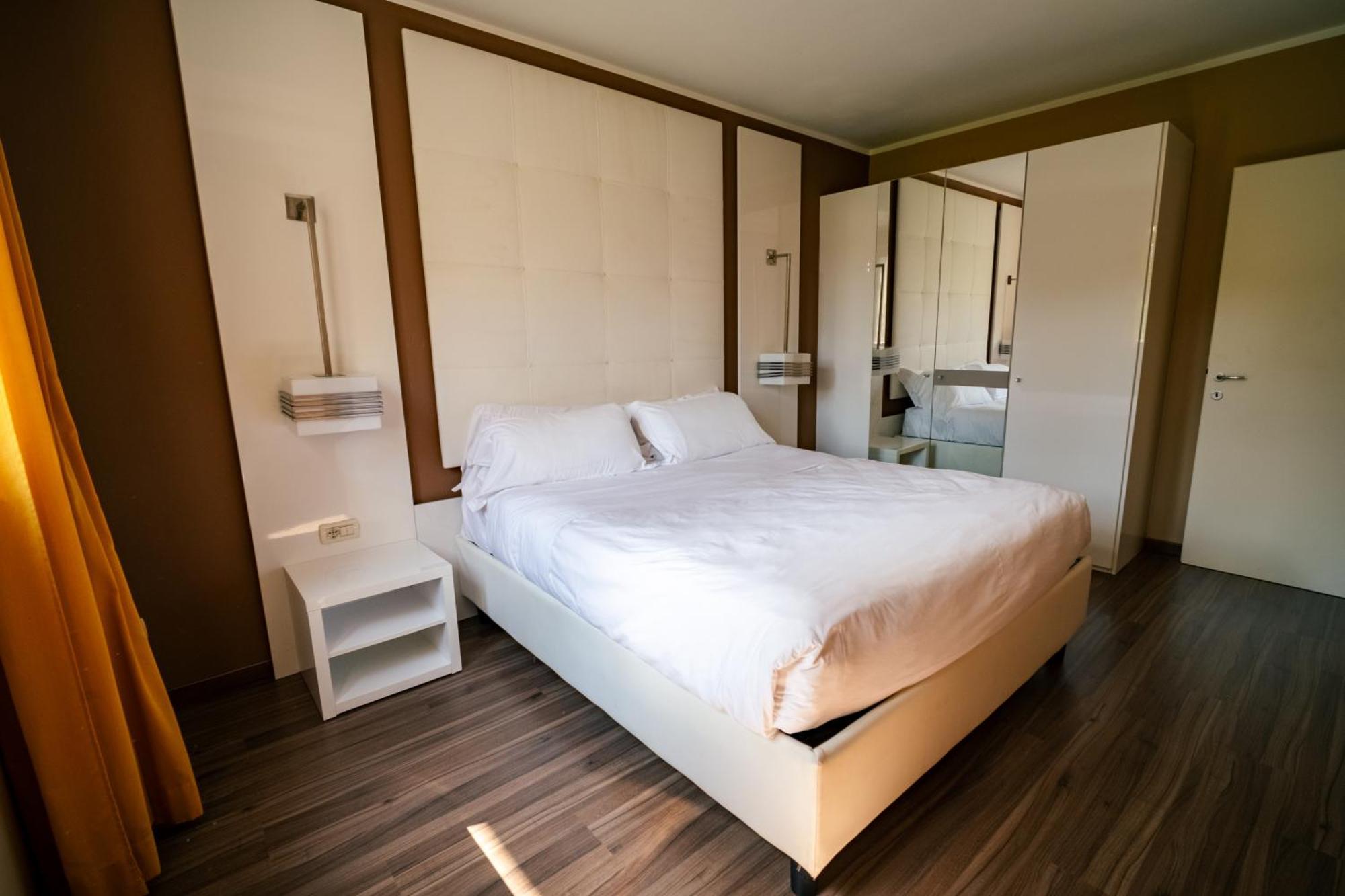 Aparthotel Acqua 2*
